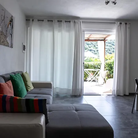 Casa Tara ألغيرو